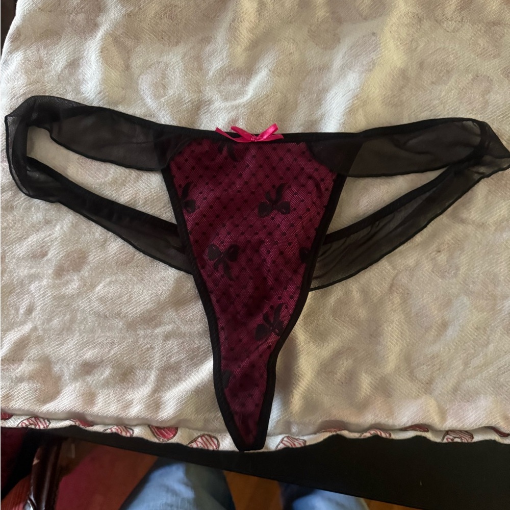 Elegant Black and Pink Chemise